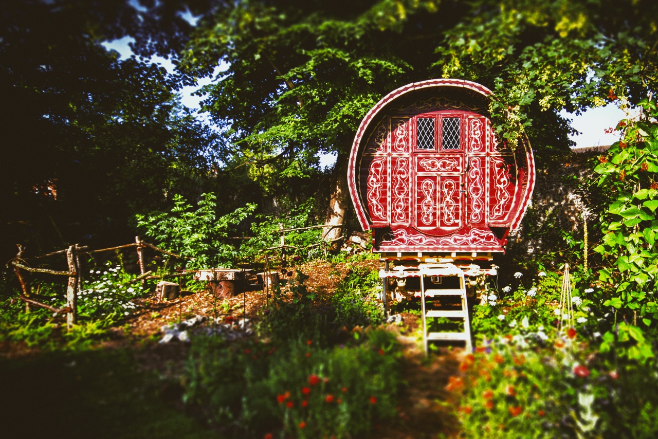 Gypsy caravan garden room